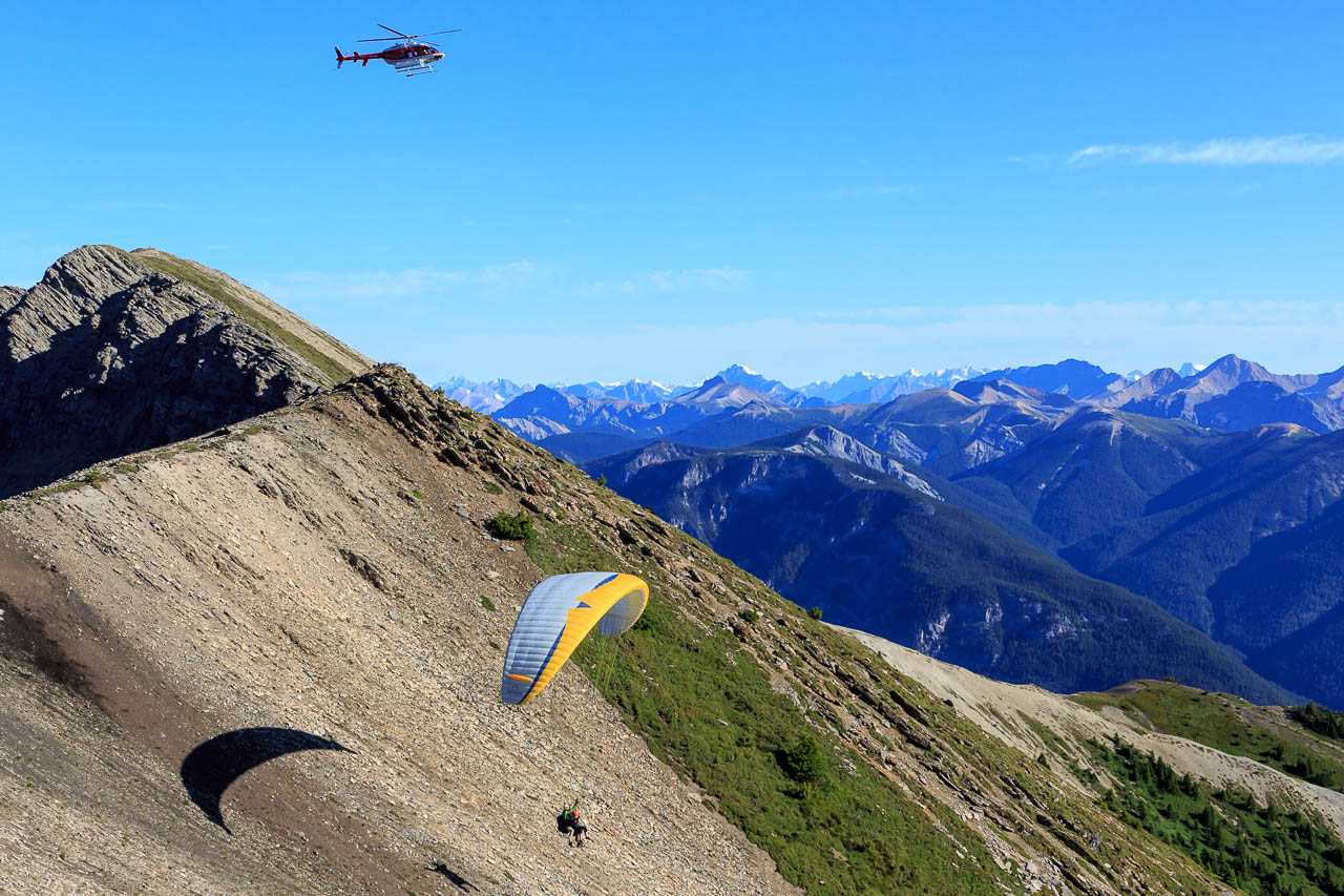 Altitude Adventures – Tandem Paragliding Flights in Golden BC